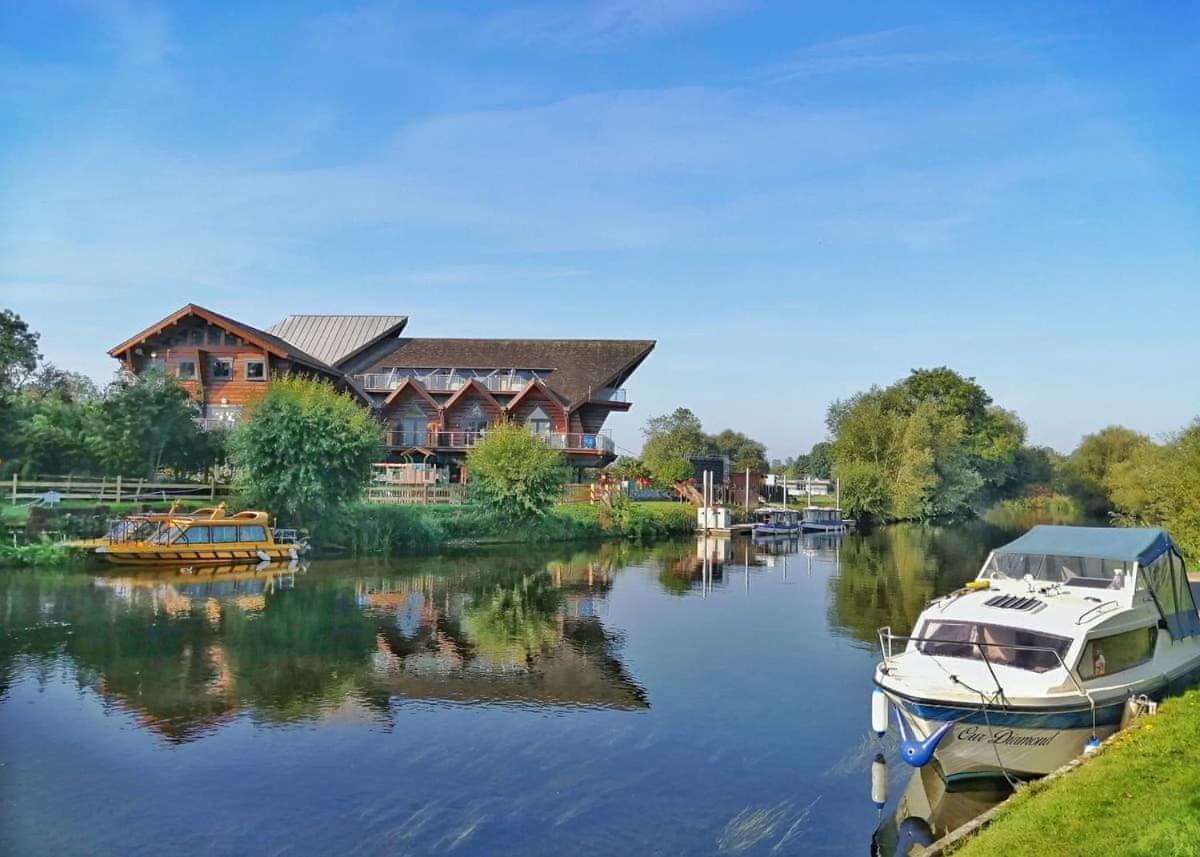Riverside Park Stratford-upon-Avon Exterior foto
